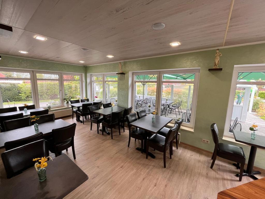 Ferienwohnung Lion Krummhörn Екстериор снимка